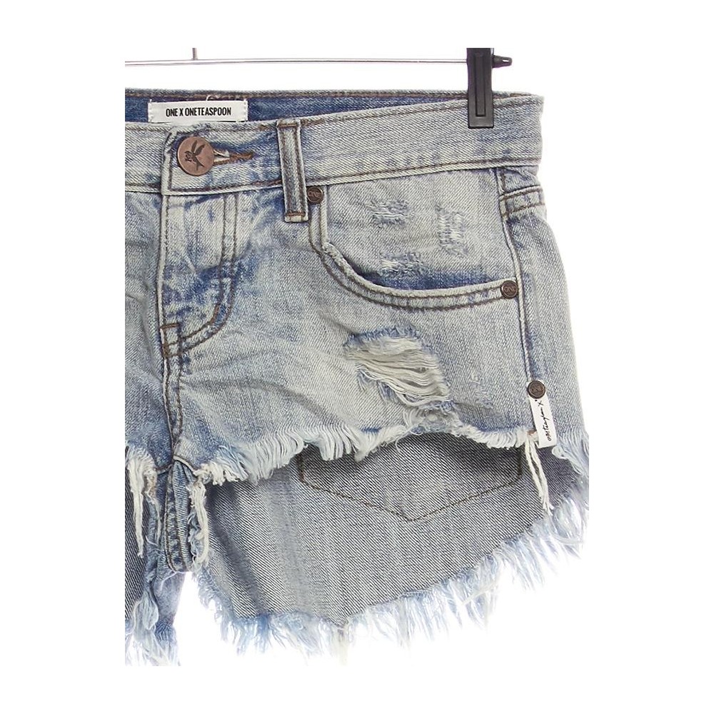 short jeans destroyed