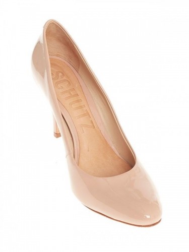 scarpin nude schutz