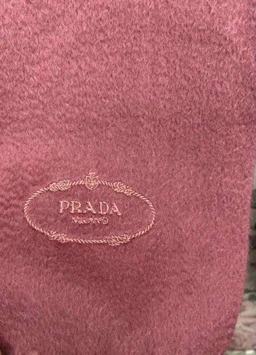 PASHMINA PRADA LÃ