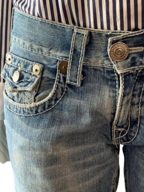 BERMUDA TRUE RELIGION JEANS DESTROYED