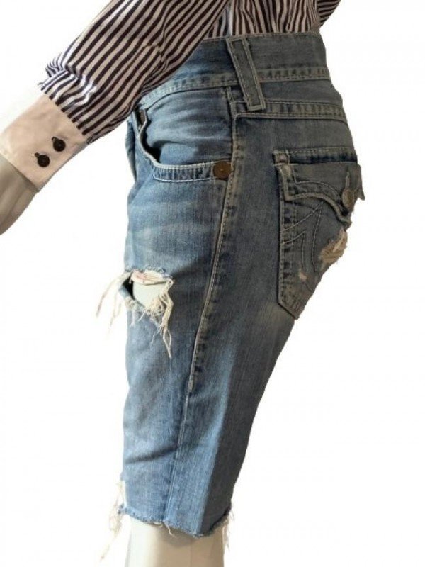 BERMUDA TRUE RELIGION JEANS DESTROYED